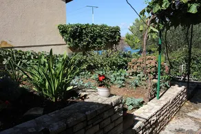 Voll ausgestattete Wohnung mit Grill und Terrasse | Gartenblick - Image 2