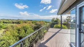 7 Graydens with views in Ventnor - Image 3