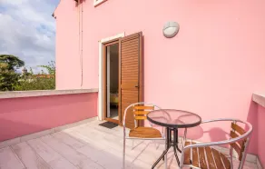 Nice Home in Veli Losinj With 4 Bedrooms - Image 2