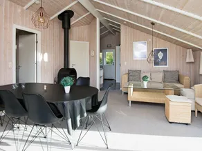 Welcoming Holiday Home in Juelsminde With Sauna - Image 3