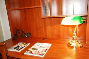 Station Hotel 34 - Image 4