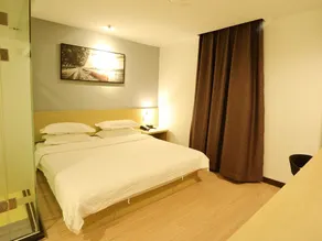 The selected hotel (Changshu Fangta Street Yushan Store) - Image 4