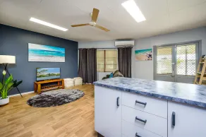 Tropical Lodge - Image 5