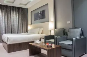 Talen Hotel - Image 2