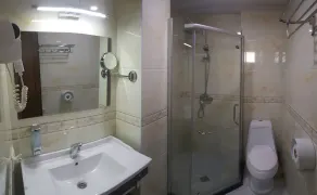 Amadeus Hotel - Image 3