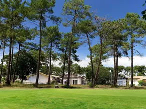 Villa in France with Golf Course & Pool - Image 4