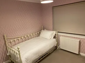 Cozy Apartment in Glasgow City Centre, Scotland - Image 3