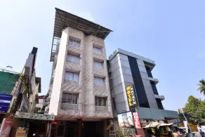 OYO 71161 Chandrika Residency - Image 4