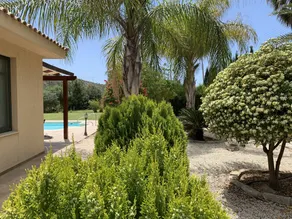 Gorgeous Bungalow by Pissouri Bay With Private big Pool Landcaped Gardenwifi - Image 2