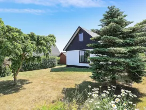Rustic Holiday Home in Funen With Terrace - Image 5