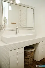 Warsaw Concierge Family Apartment - Image 4