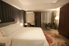 MaxStays - Max Style @ The Venice Residences - Image 2