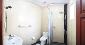 Grand City Inn - Image 2