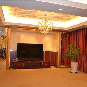 Century Longding International Hotel - Image 4