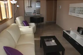 Sierra Cortina Apartment - Image 4