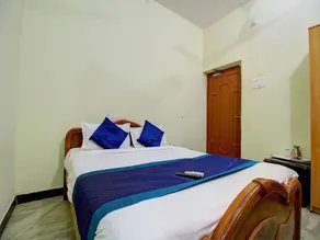OYO 5672 Vaani Villa - Image 2