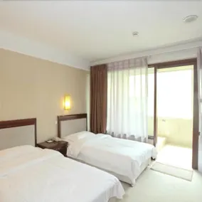 Purpureus Hot Spring Villa - Image 4