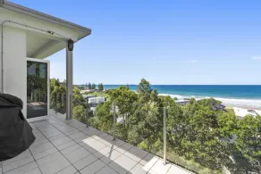 Cinque Terre Beach House - Image 4