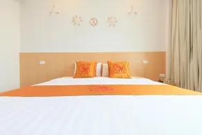 Chinatown Hostel - Image 5