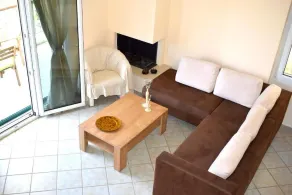 Frontbeach Maisonette - Image 5