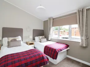 Grand Eagles Luxury Lodge Park - Image 2