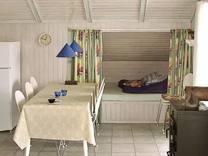 Quaint Holiday Home in Sjællands Near Beaches - Image 3