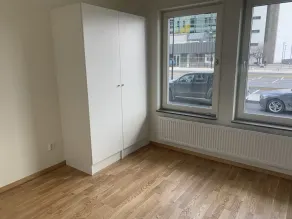 Haggvik 1-bed Apartment in Sollentuna - Image 3