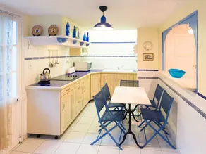 Gorgeous Villa in Anglet With Swimming Pool - Image 5