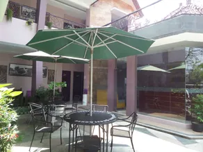 D Pavilion Guesthouse - Image 2