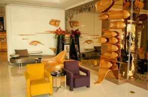 East Lake International Hotel - Image 4