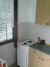 Stunning 1-bed Apartment in Zubovići - Image 4