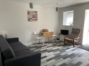 Impeccable 1-bed Apartment in Chesterfield - Image 2