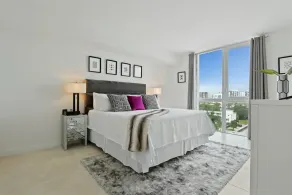 Top Fort Lauderdale Condo 7th Floor - Private and Sanitized, Hotel Amenities, Free Parking for Stays Over 27 Days, 400 ft From the Beach. Hosted by Super Host! - Image 4