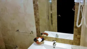 Delagoa Bay City Inn - Image 3