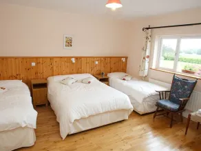 Dun Cromain Bed & Breakfast - Image 3