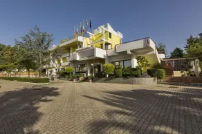 Hotel Ristorante Venusia - Image 3