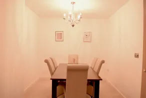 Modern 3 Bedroom Apartment Near City Airport - Image 2