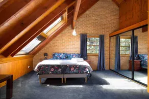 Honeysett Lodge - Image 2