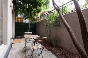 DAWN, 2BDR Carlton Apartment - Image 5