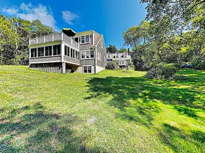 New 2br On Nature Conserve W/ Sun Deck 2 Bedroom Home - Image 3