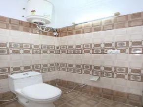 Hotel Awdesh Inn By OYO Rooms - Image 5