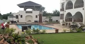 MZIMA HOUSE - Image 5