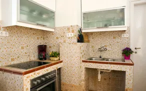Fakes Apartment - Image 3