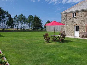 Stunning Holiday Home in Cornwall With Large Garden - Image 3