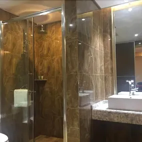 Cuifeng Hotel - Image 4