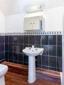 Clovenfords Country Inn - Image 2