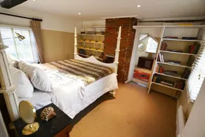 Sweetshop Cottage/1-bed home on Osea Island, Essex - Image 3