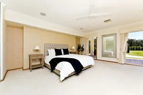 One Mile Mansion - Image 2