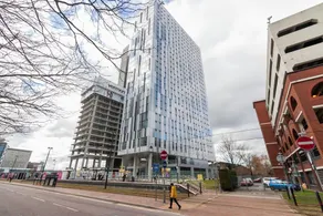 Stunning Studio Apartment in Salford Quays - Image 3