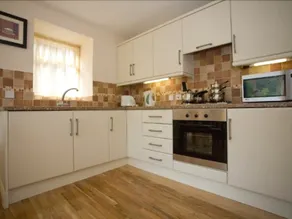The Gorge View Apartments - Image 5
